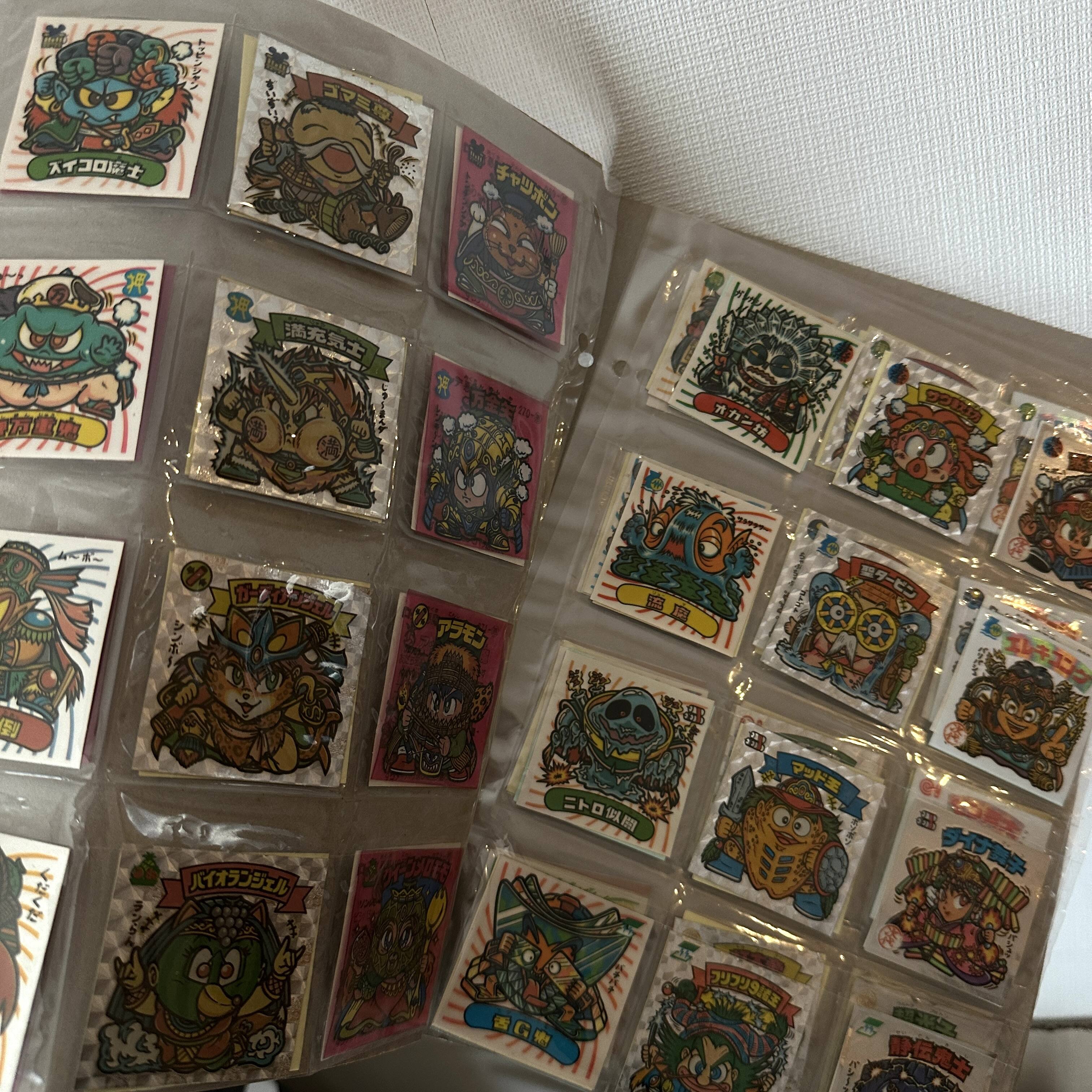 アルバム保管のビックリマンシール約70枚を買取｜後半弾中心・状態良好で2,500円査定実績
